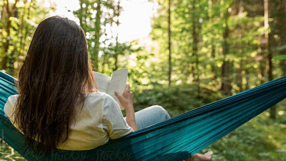 Η μαγεία του αργά: Πώς να ξανακερδίσεις τον χρόνο σου