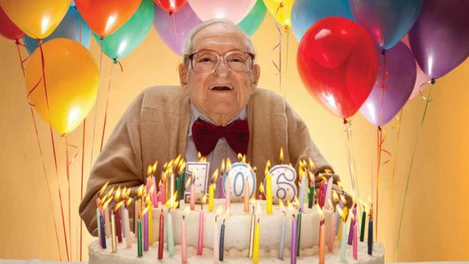 Οι 10 εξετάσεις που δείχνουν πόσο αργά γερνάς