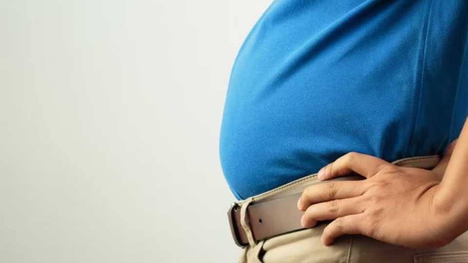 Πώς να Απομακρύνεις τη "Μπυροκοιλιά" με Ασφαλή & Διαρκή Τρόπο