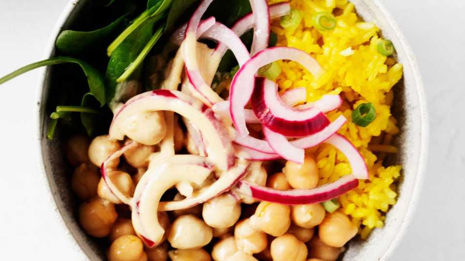 Χρυσές Συνταγές με Κουρκουμά: Ο Σπόρος της Υγείας στην Κουζίνα σου