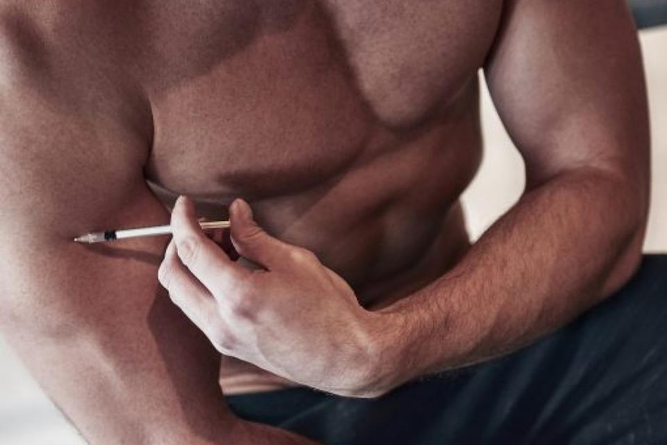 Τι είναι το λάδι πόζας Synthol, πόσο επικίνδυνο είναι; 