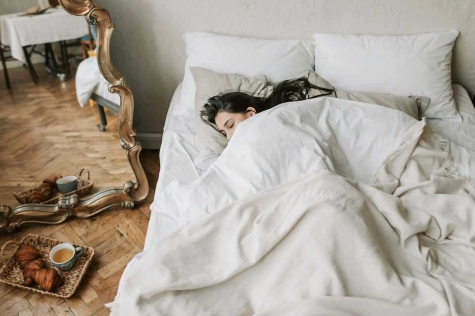 Τυραμίνη και ύπνος: ο ρόλος της διατροφής στην αϋπνία